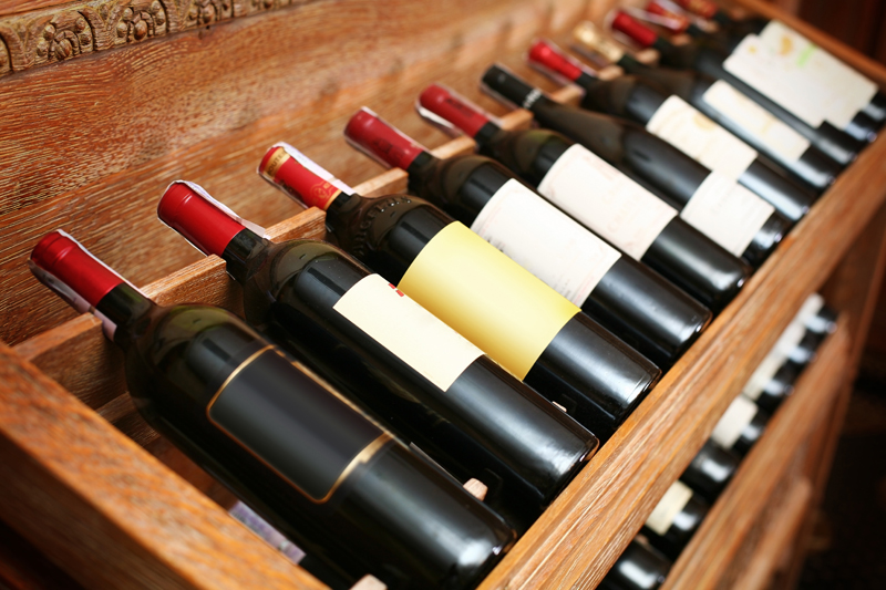 Choisissez parmi notre large sélection de vins à déguster et commandez!